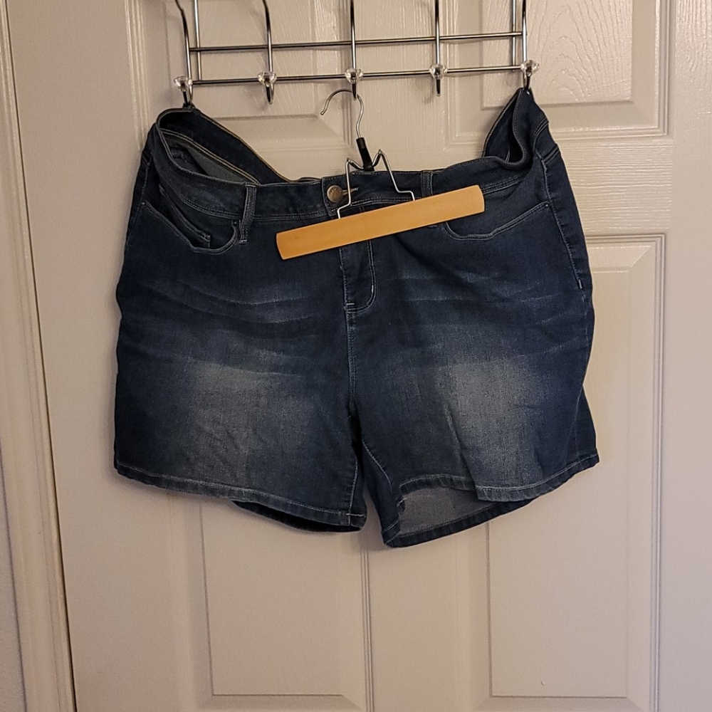 Cute denim shorts